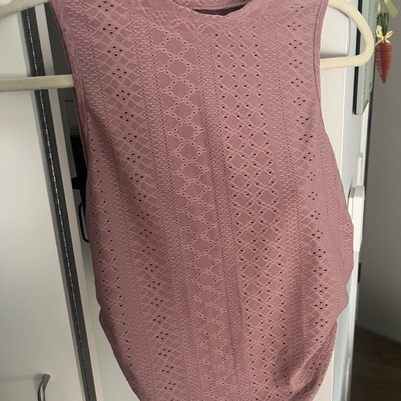 Pink Sleeveless Lace Top & Matching Floral Bottoms - Picture 1 of 8